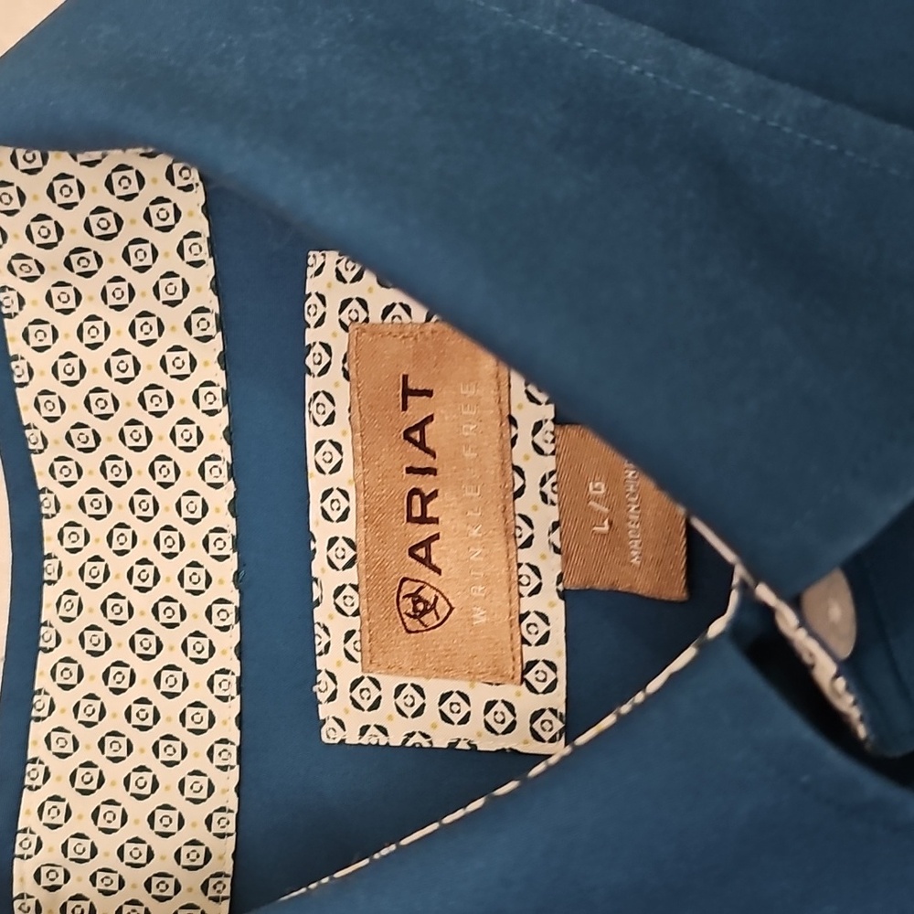 Teal Ariat Button Down - image 8